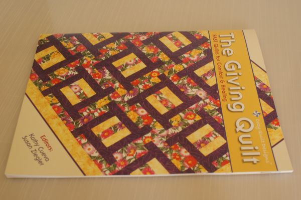 COSY QUILT DESIGN THE GIVING QUILT